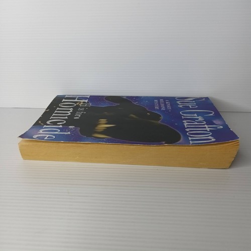 H' is for homicide by Sue Grafton - Picture 4 of 4