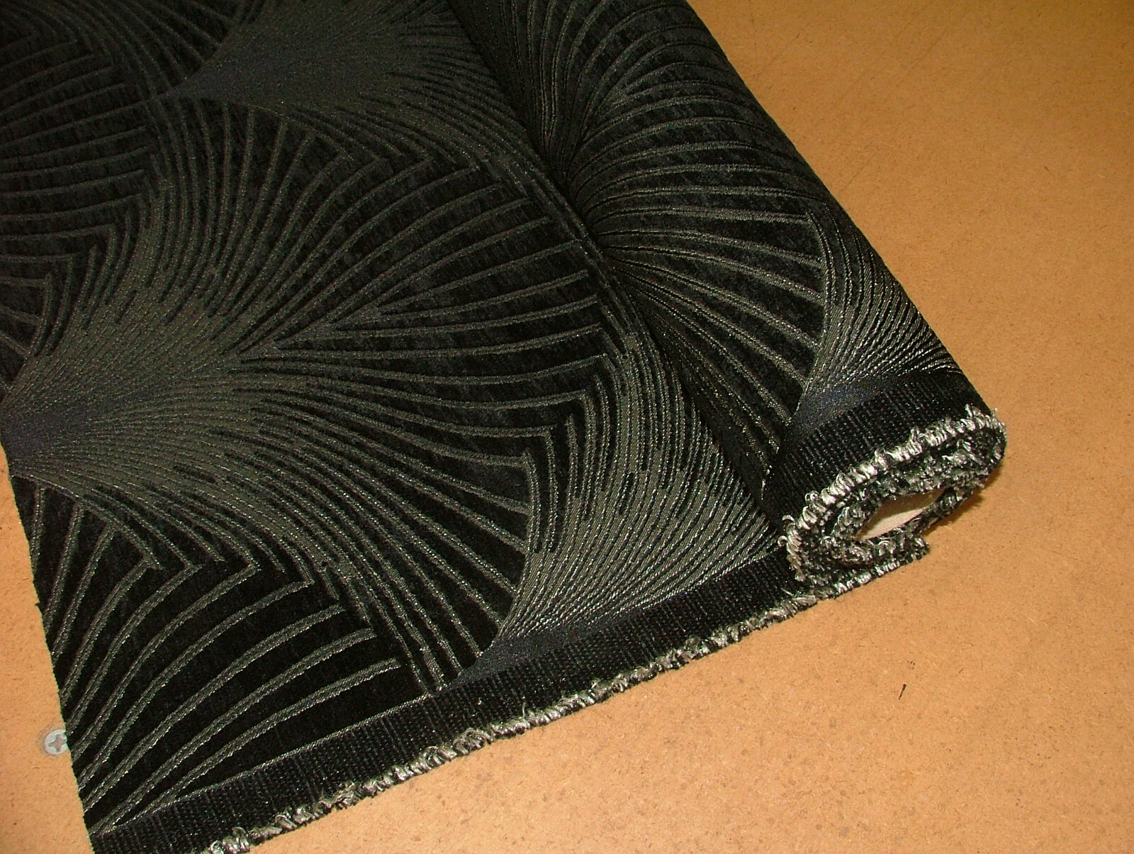 Picture 23 of 93