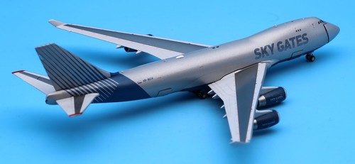 Modelo de avión fundido a presión JC Wings 1:400 Sky Gates Airlines Boeing B747-400F VP-BCH - Imagen 4 de 15