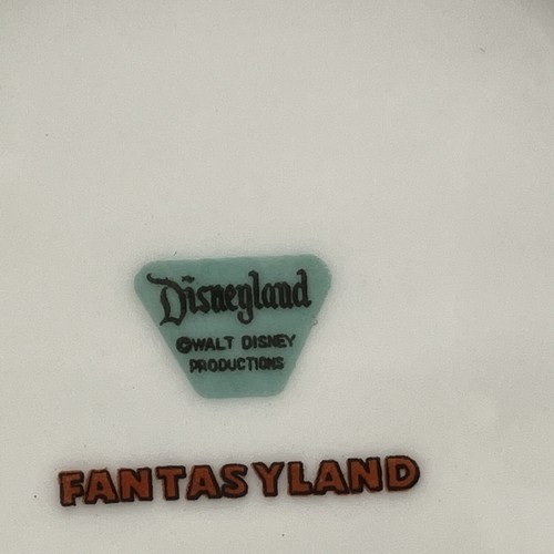 Vintage 1950’s Disneyland Fantasyland Souvenir Plate w/ Lace Edge - Picture 5 of 6