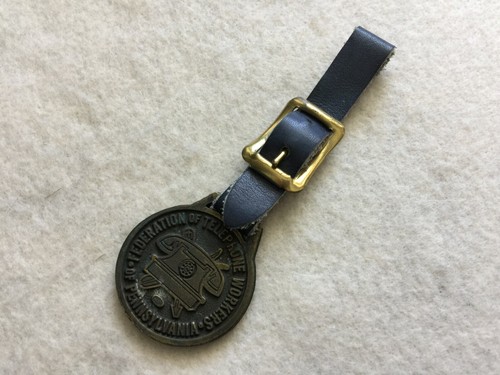 Reloj vintage FOB de la Federación de trabajadores telefónicos de Pensilvania - Imagen 3 de 3