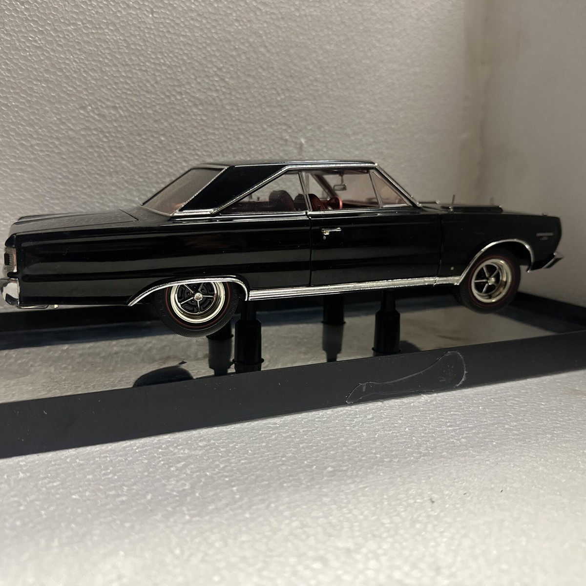 HIGHWAY 61  1967 PLYMOUTH GTX  1/18  アメ車 Highway 61 Black 1967 Plymouth GTX 1:18 Scale | eBay