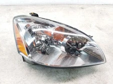 02-04 Nissan Altima Front Right Headlamp Halogen OEM 260103Z825 