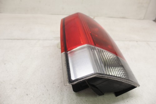 2004-2007 Volvo V70R wagon oem LH driver side lower taillight lamp assembly - Picture 11 of 17