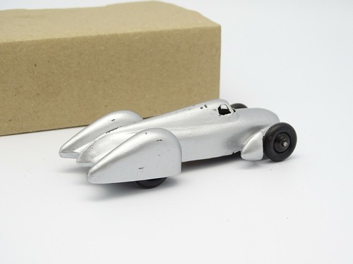 Dinky Toys Francia 1/43 - Auto Union 23D Gris - Imagen 2 de 3