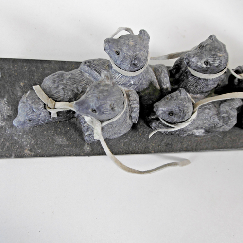 esquimaux inuit traineau et chiens en pierre steatite we canada - Imagen 4 de 9