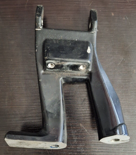 Driver Footboard Mount Bracket For Harley Softail Heritage Classic 2018-Up - Picture 3 of 3