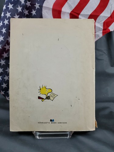 Charlie Brown's Super Book Of Questions And Answers 1976 Paperback 1st Edition - Picture 2 of 8