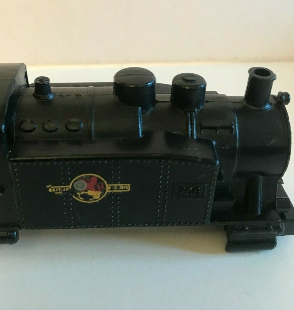 Picture 9 of 12