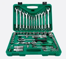 61-Piece Mechanics Tool Set 1/4" 1/2" Drive Sockets Wrench Set with Case Metric