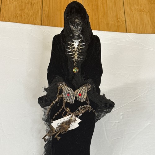 Katherine's Collection Halloween Dungeon Ledge Sitter-Retired New - Picture 18 of 24