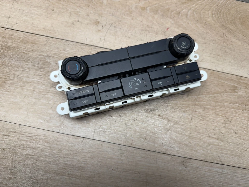 PAINEL DE CONTROLE CLIMÁTICO TEMPERATURA A/C CALOR FABRICANTE DE EQUIPAMENTO ORIGINAL FORD F-250 F-350 11-16 - Imagem 2 de 4