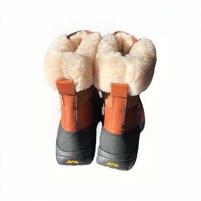 UGG Men display picture 1
