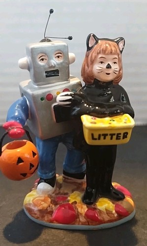 DEPT 56 Snow Village Halloween: Leckereien für die Kinder Katze und Roboter 
