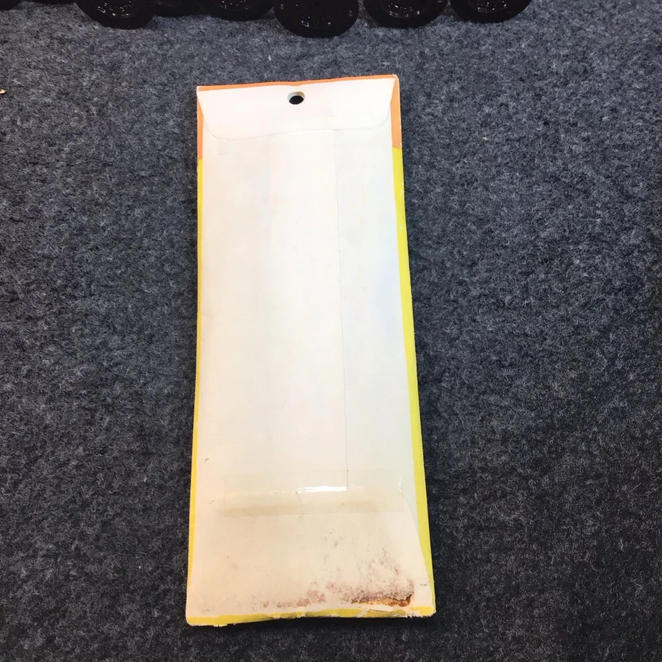 Atlas N Gauge Railroad Track 6 Sections Telephone Poles, Buses - Image 4 of 4