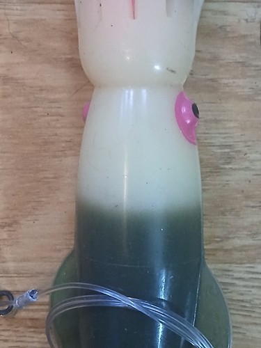 Vintage Large 8" Rubber B2  Saltwater fishing Squid Lure Stripers Bluefish Tuna - Picture 5 of 6