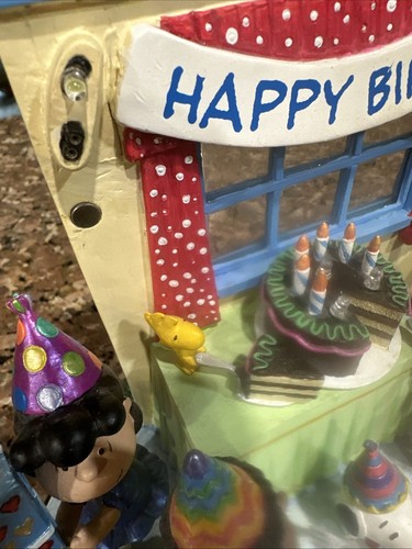 Danbury Mint - Peanuts Gang Best Birthday Ever Sculpture - Please Read - Picture 8 of 24