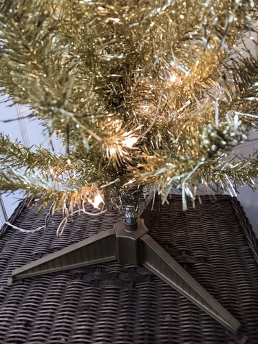 Vintage Aluminum Tinsel Christmas Tree 4 feet With Stand and lights Silver Gold - Picture 8 of 15