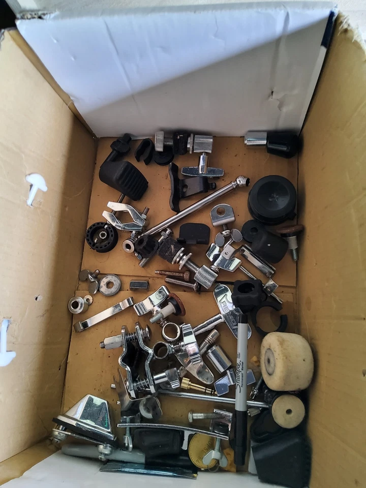 Drums clamps,parts,lot ludwig,lp,remo.lot - Image 4 of 4