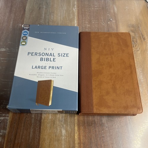 NIV, Personal Size Bible, Large Print, Leathersoft, Brown, Red Letter, Comfort P - Picture 2 of 11