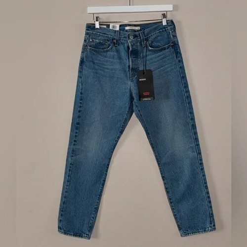 Levi’s NWT premium wedgie fit high rise light denim wash blue jeans, sz 28 - 第 5/12 張圖片