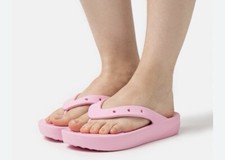Crocs Classic Platform Flip Flops NWOT