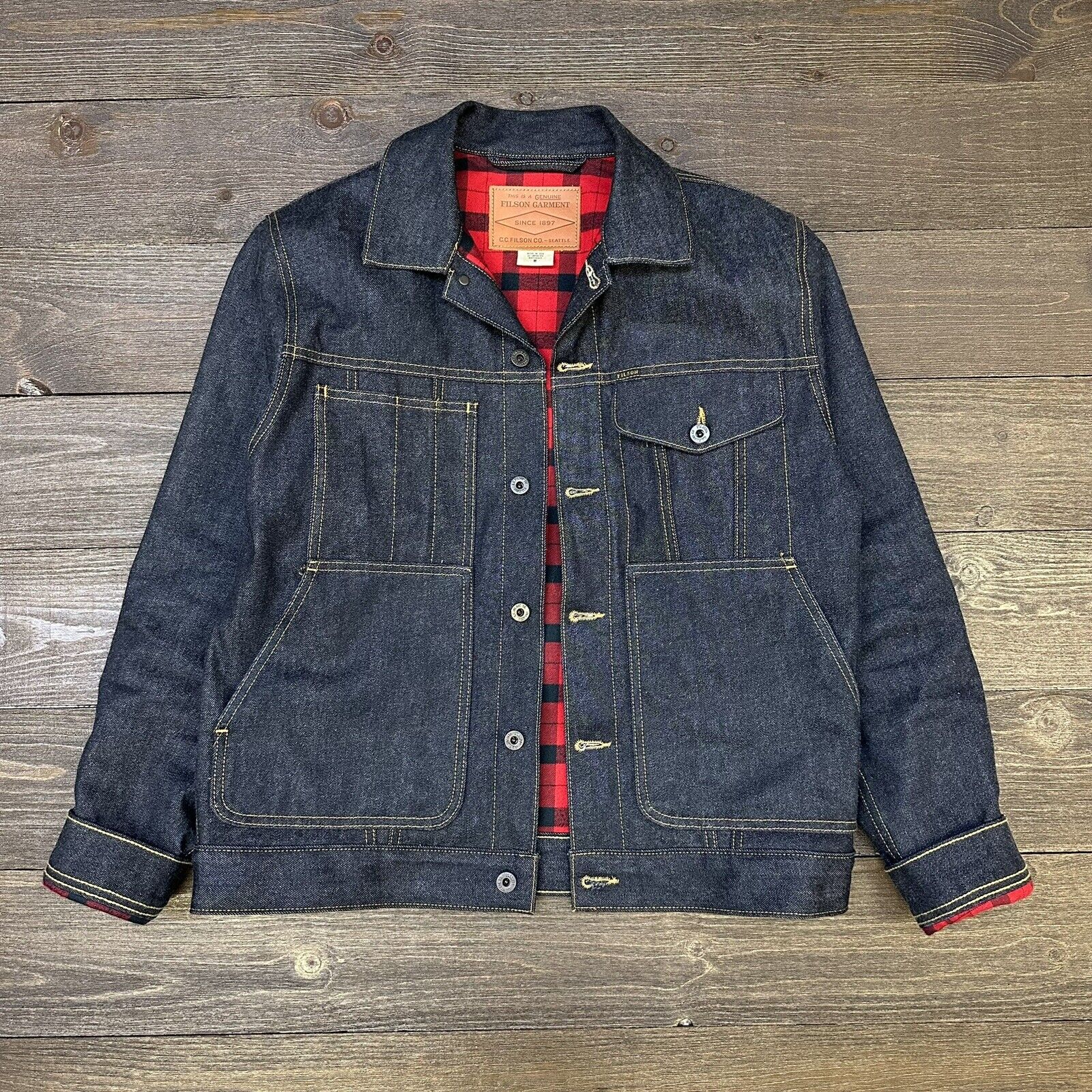 Filson denim jacket 2025 Filson denim jacket 2025
