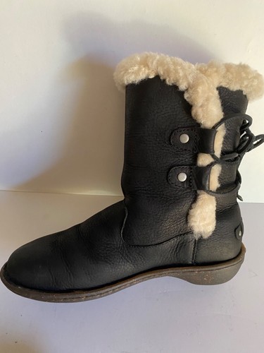 Botas de invierno UGG Acadia para mujer talla 6 de piel de oveja negras - Imagen 6 de 13