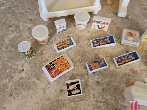 Barbie grocery frozen food kitchen accesscories mixer table etc - Picture 5 of 11