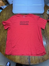 Nike Sportswear Club T-Shirt Red Black Logo Spellout (XL)