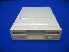 Vintage Teac FD-235HF 3.5 Inch Floppy Disk Drive PN 19307762-91 Beige Bezel