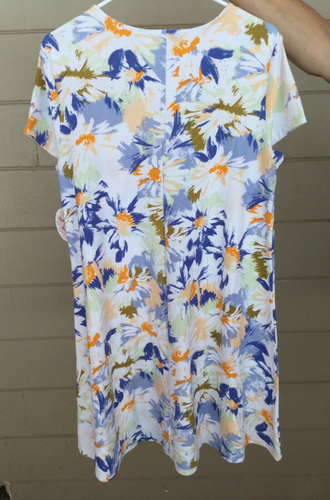 Harlow Summer Floral Dress White Swing Shift Size Medium Blue Print Short Sleeve - Picture 6 of 9