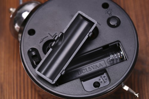 Analog Twin Bell Alarm Clock Vintage Retro Classic Bedroom Backlight Loud Wake - Picture 6 of 36