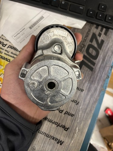 MK667237 Mitsubishi OEM Genuine TENSIONER,ALTERNATOR DRIVE - Picture 3 of 3