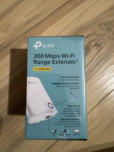 Tp Link Wifi Range Extender - Photo 4/5