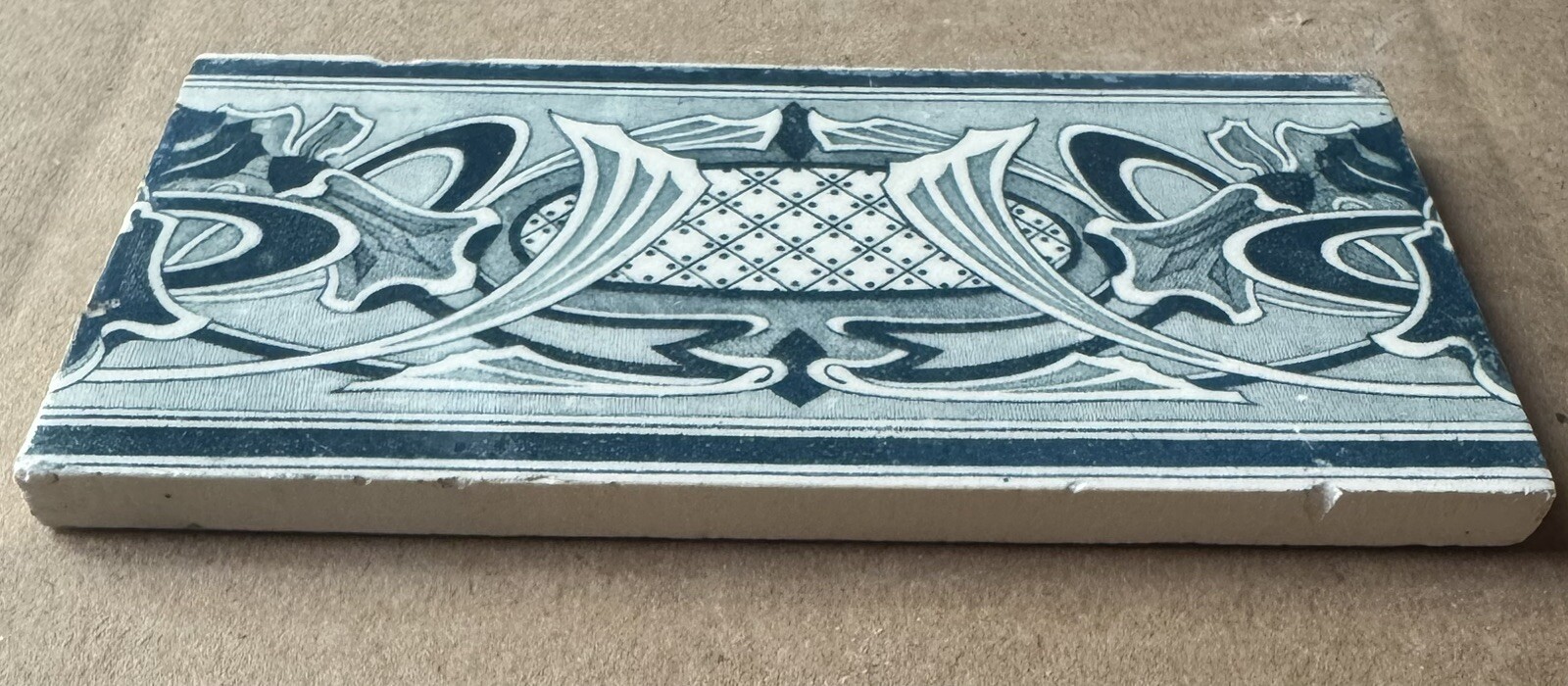 Picture 2 of 3
