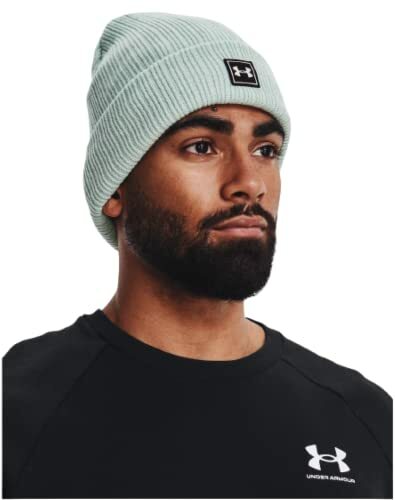 Gorro Under Armour para hombre Truckstop verde/negro 1318517-189 - Imagen 3 de 3