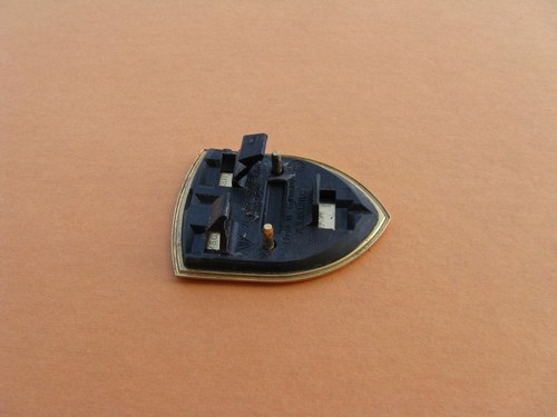 08 09 10 PORSCHE CAYENNE FRONT BUMPER EMBLEM LOGO BADGE SIGN SYMBOL USED A45235 - 第 8/12 張圖片