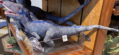 Universal Studios Exclusive Jurassic World 22