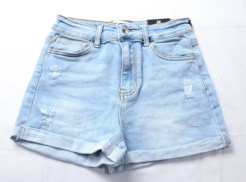 Fashion Nova Women's On The Cuff Stretch Denim Shorts AP2 Light Wash Medium