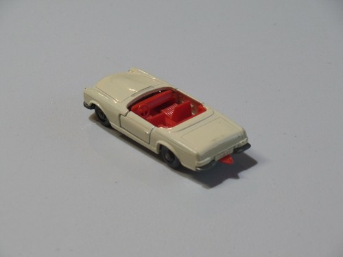 Vintage Matchbox Mercedes 230 SL No.27d Missing Windshield Off White NO Box 7470 - Picture 5 of 12