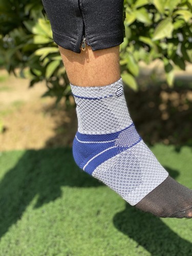 Bauerfeind Malleo Train 4R Stabilise Brace Support Talus Anklebone Size 4 Right - Picture 8 of 20