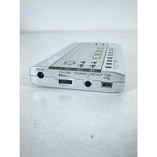 BOSS MICRO BR Digital Recorder 4-Track Portable Studio MP3 Player Effects - Picture 3 of 7