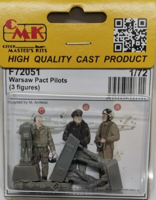 MW22 CMK F72051 WARSAW PACT PILOTS 1/72 FIGURE