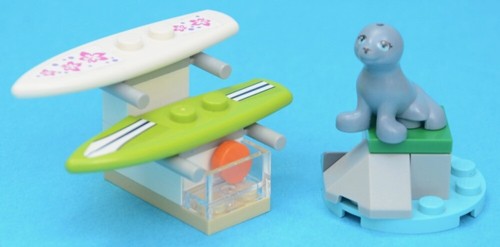 LEGO 41315 - Heartlake Surf Shop - Friends - 2017 - Mia kayak Seal - Imagen 11 de 12