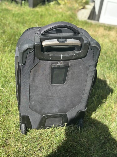 Maleta de mano Eagle Creek gris asfalto 22" vertical con ruedas - Imagen 5 de 8