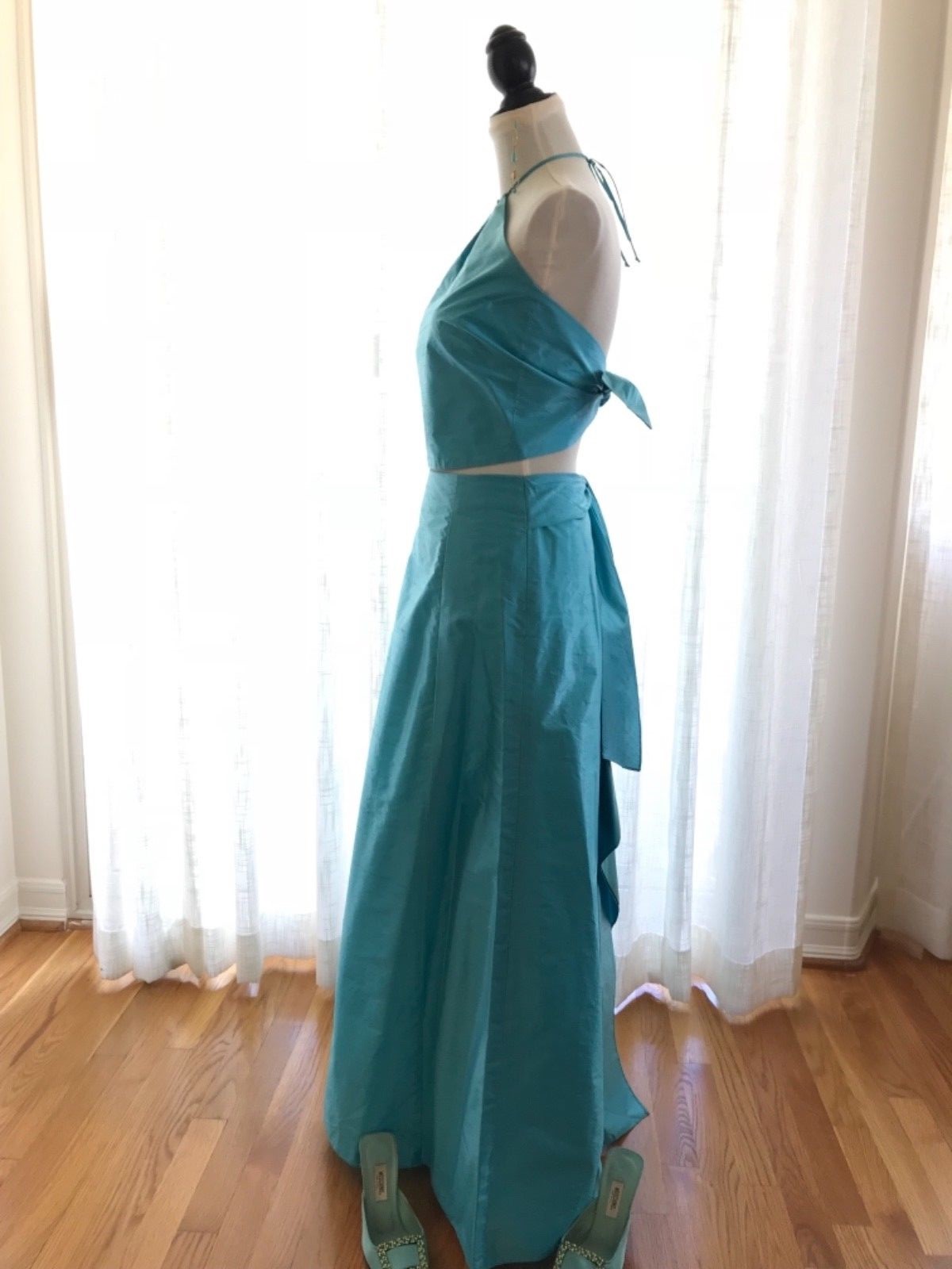 Picture 4 of 12