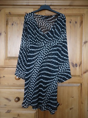 principles black and white dress