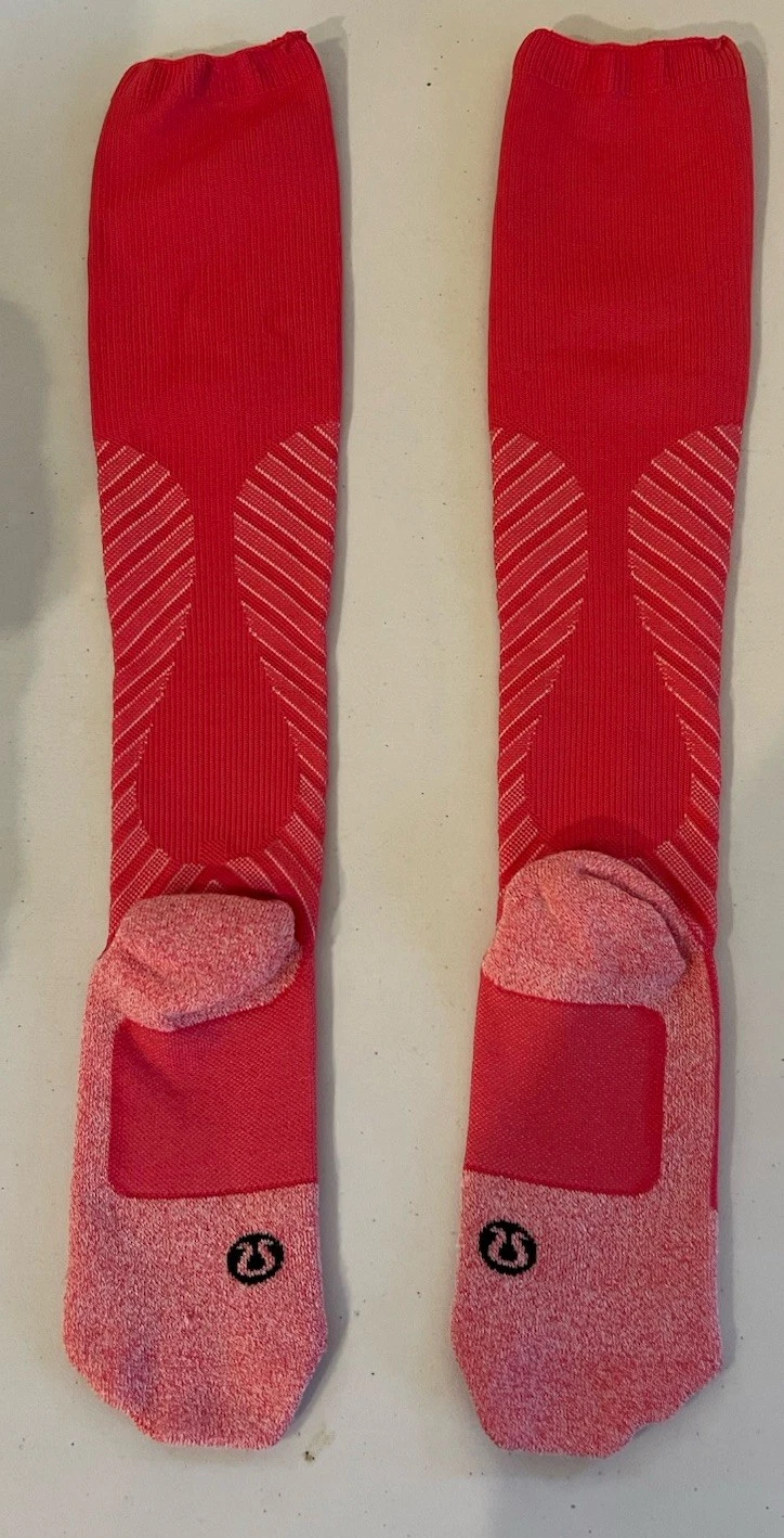 AB83 Lululemon Pink Knee-High Compression Socks Womens Size S/M