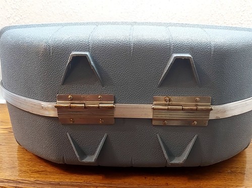 Vintage Sears Forecast Hard Shell Blue Round Suitcase/Train Case/Cosmetic Case - Picture 21 of 21